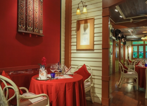 ブルーエレファント